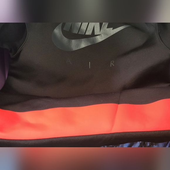 Nike Air Jordan Hoodie - Picture 6 of 6